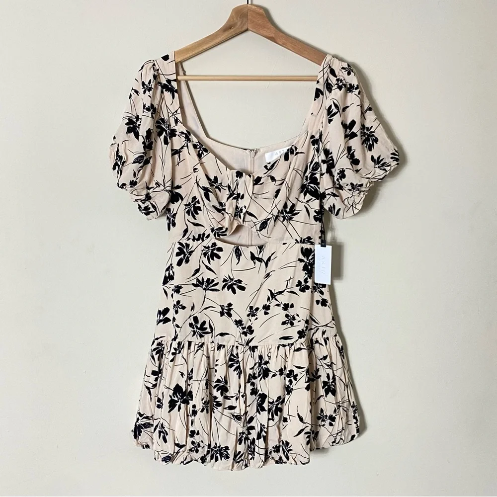 ASTR Siyah Floral Puff Sleeve Bubble Hem Dress Black Cream - S
